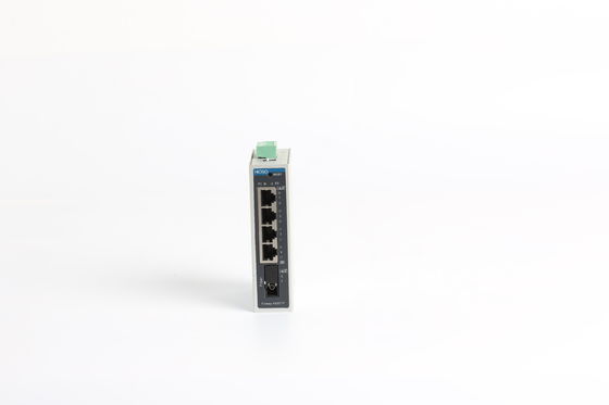 DC และ AC Power 1 100M FX 4 10/100M RJ45 Din Rail Ethernet Switch 5 พอร์ต